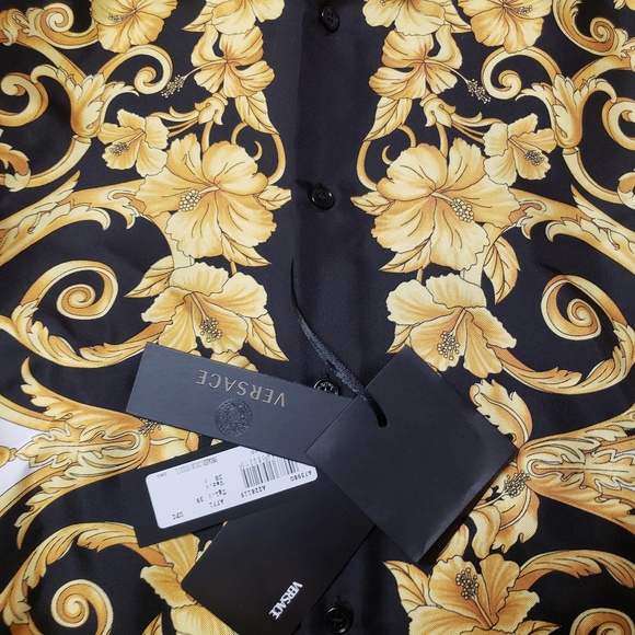 Versace Shirt - Picture 6 of 8